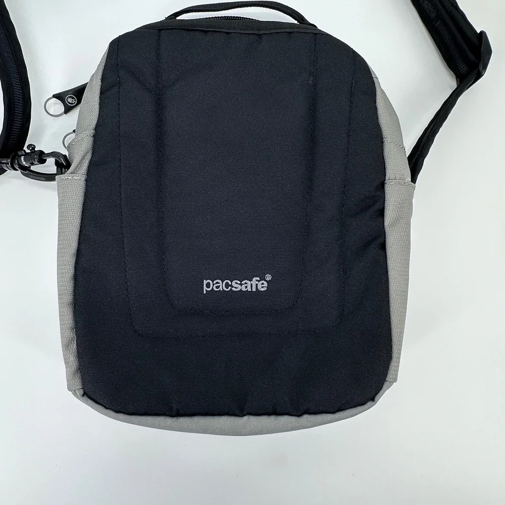 Pacsafe Venturesafe 200 PA025 Anti-Theft Crossbody‎ Gray Black Travel Shoulder